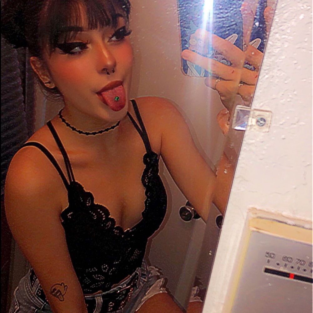 Meet your Posher, Poki